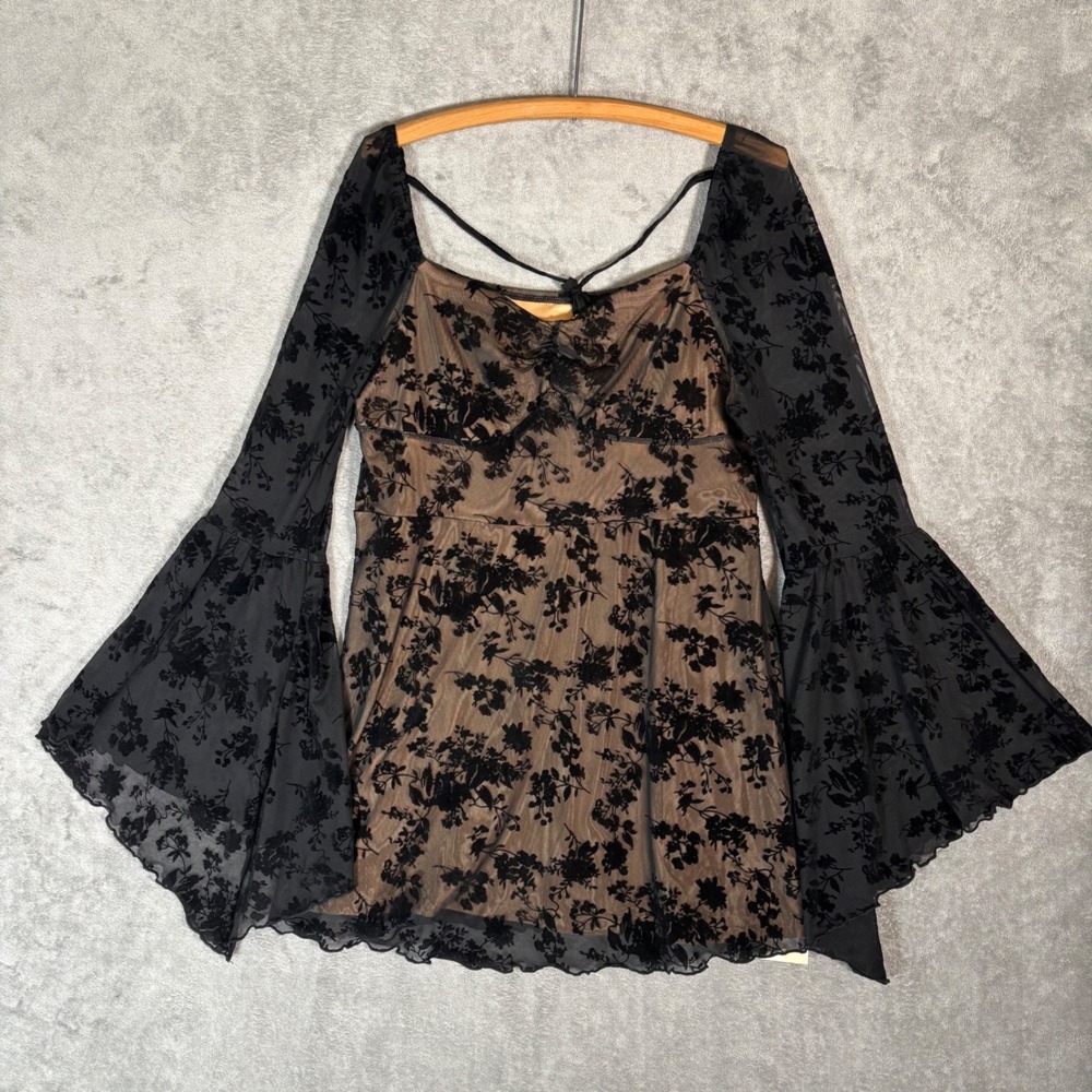 WDIRARA Womens XXL Black Floral Flocked Bell Sleeve Gothic Mesh Mini Dress NEW